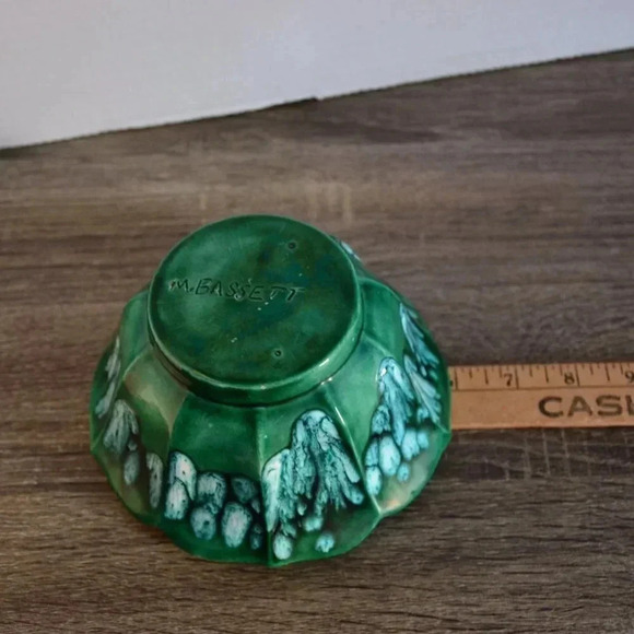 Stunning Drip  Glaze Bowl - Picture 4 of 5